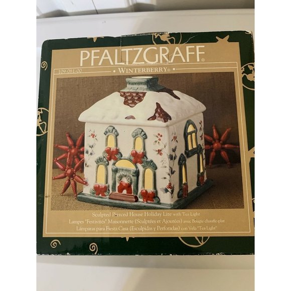 Pfaltzgraff Winterberry Sculpted Pierced Holiday‎ Tea Light House - Picture 1 of 12